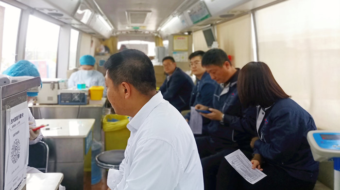 沈陽航空產業(yè)集團組織員工開展“獻熱血、踐初心”無償獻血活動